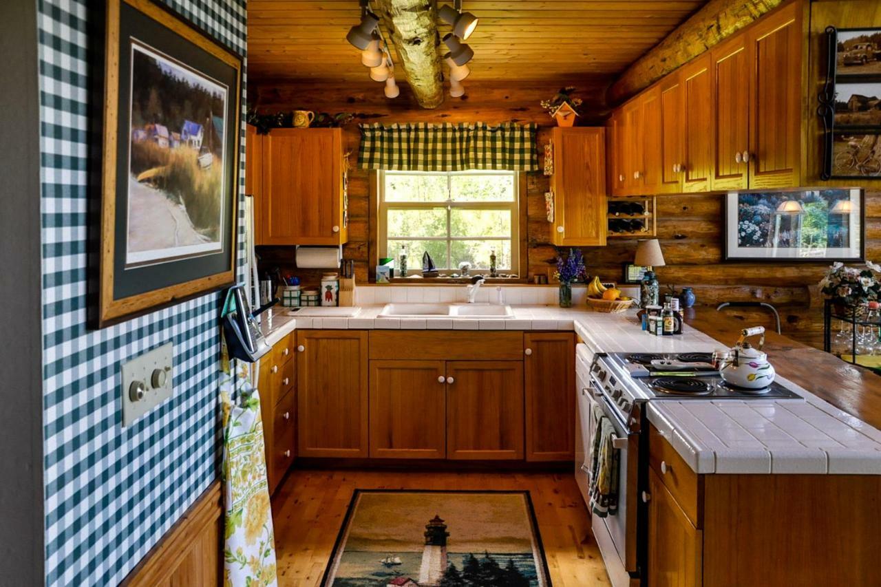 Port Stanley Log Home On Lopez-Spencer Spit מראה חיצוני תמונה